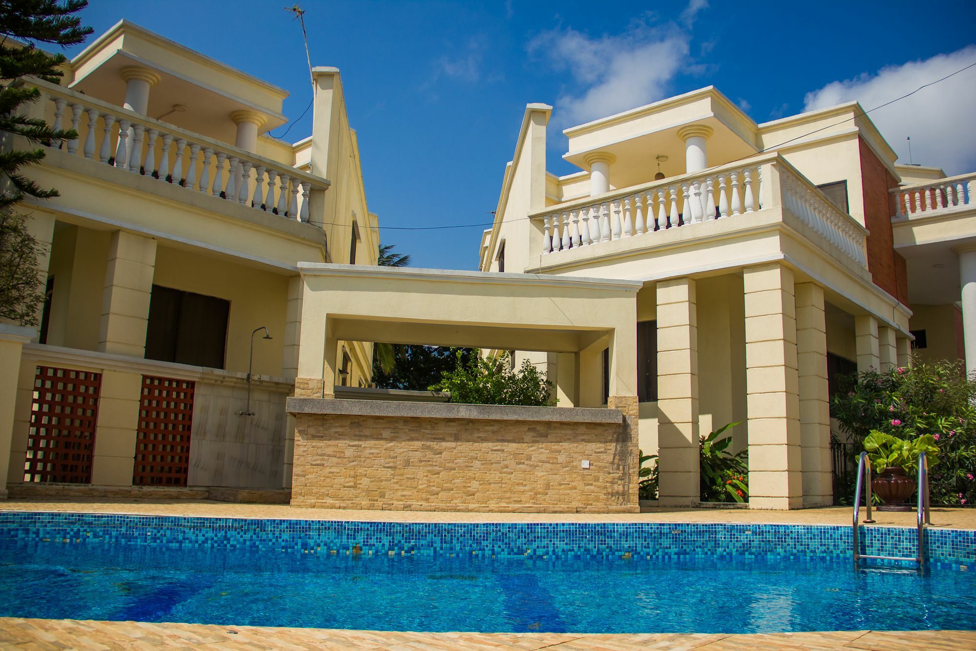 La Patriache Lodge Aliayabiagba Εξωτερικό φωτογραφία