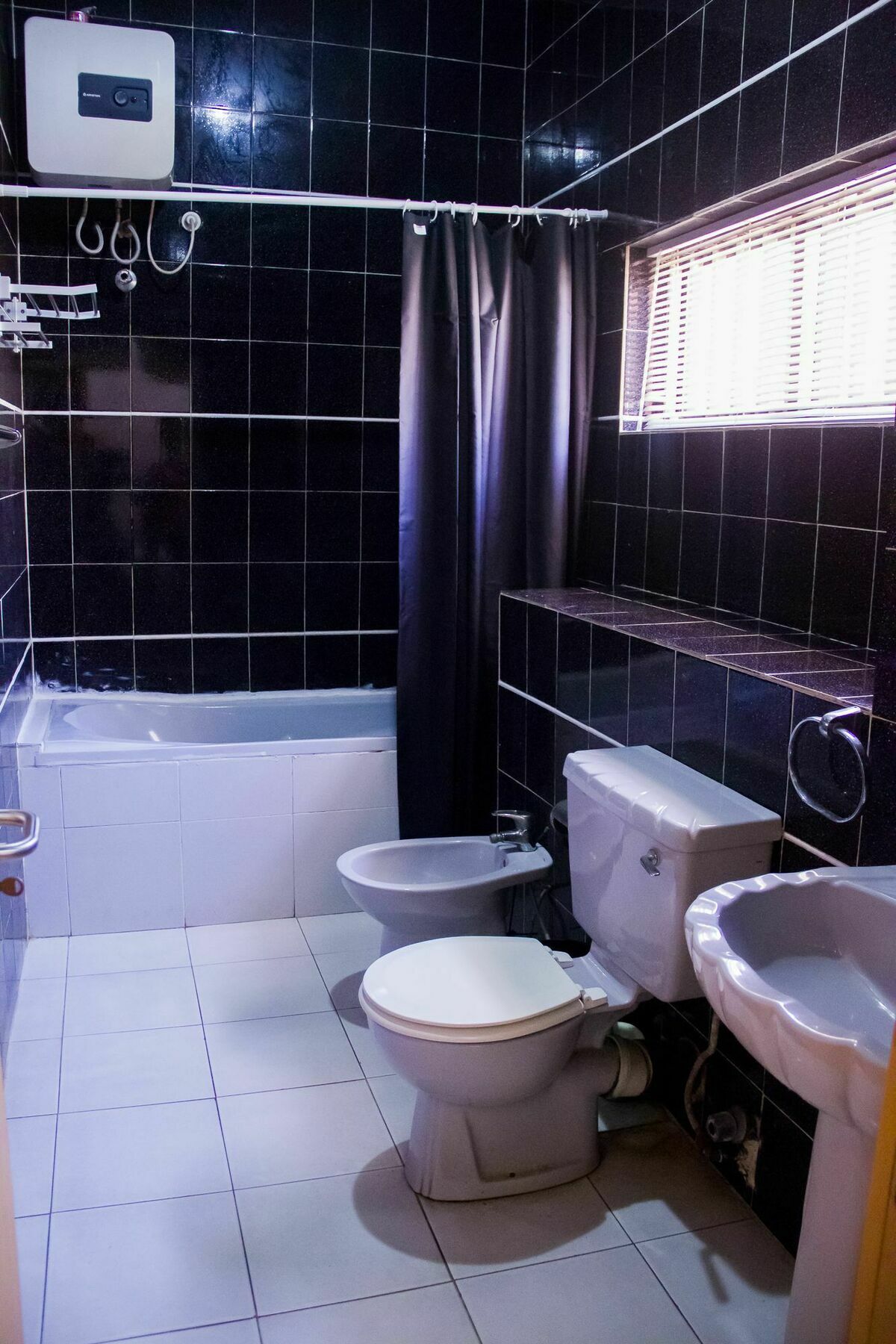 La Patriache Lodge Aliayabiagba Εξωτερικό φωτογραφία